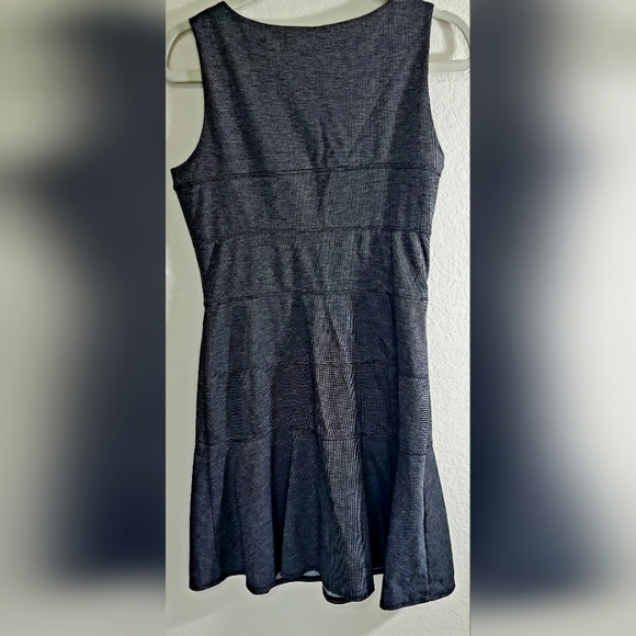 Enfocus Studio Womens Gray and Black Short Dress with Buttons on side - Picture 1 of 4